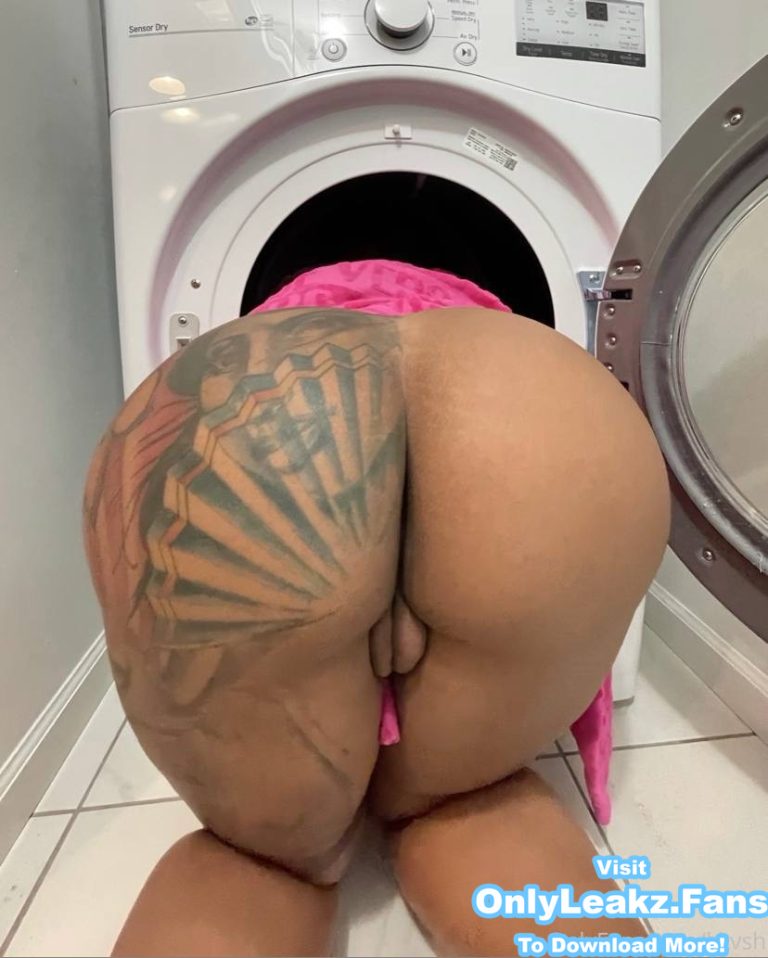 KKVSH / Mikayla Saravia Only Fans Mega Link [24 GB!!]